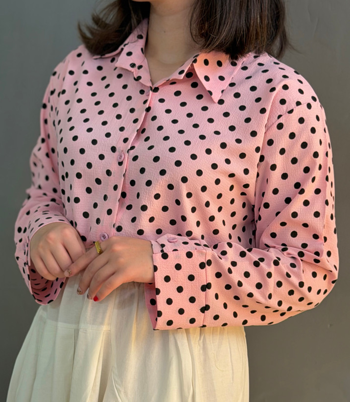 شومیز خالخالی مهرا کد ۵۲۶۷
